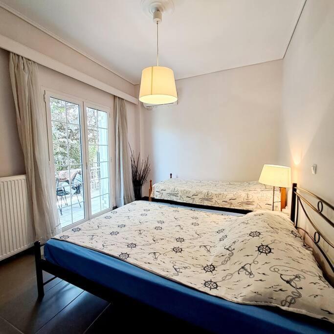 Apartamento 20' From The Airport,20' From The Center Of Atenas Exterior foto